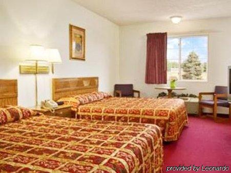 Westwood Inn & Suites - Kimball Екстериор снимка